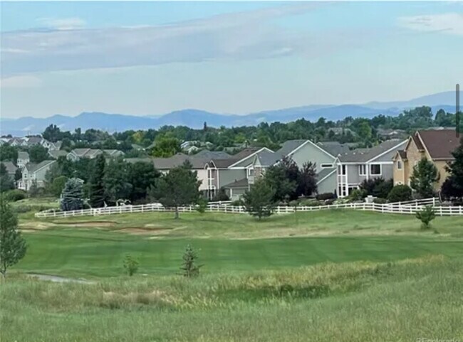 Vistas a la montaña - 4590 Elizabeth Ln