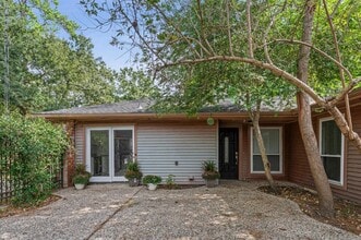 Building Photo - 12319 Campos Dr