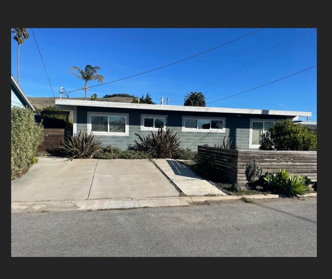 Building Photo - Charming 3 Bedroom 2 Bath + Office with Se...