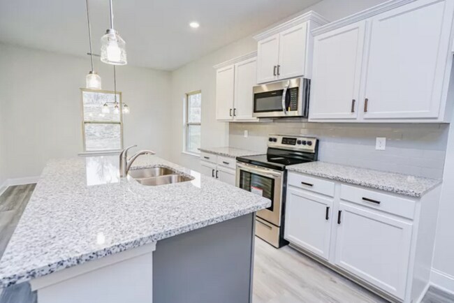 Foto del edificio - 1154 Midway Hl Ln
