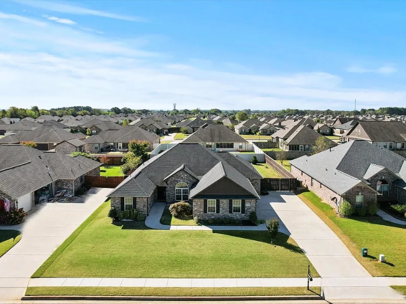 Foto principal - 27998 Cross Gate Dr