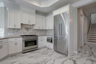 Building Photo - 502 Amalfi Dr