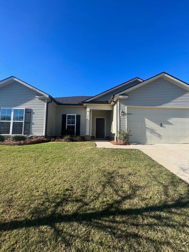 Foto del edificio - PRICE REDUCED! - 4 Bedroom/2 Bathroom  Home in Thomson, Georgia just off the Bypass - $100 credit...