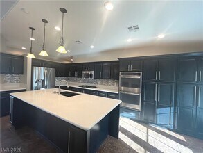 Building Photo - 1667 Tangerine Rose Dr
