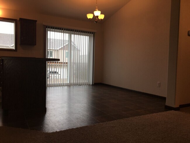 Foto del edificio - 1216 S Beach Way