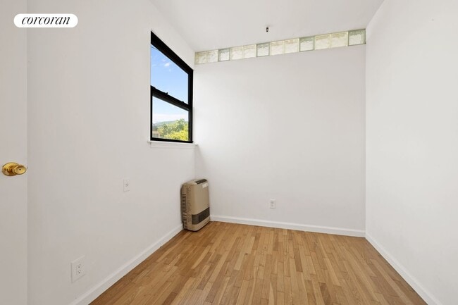 Building Photo - 241 Bedford Ave