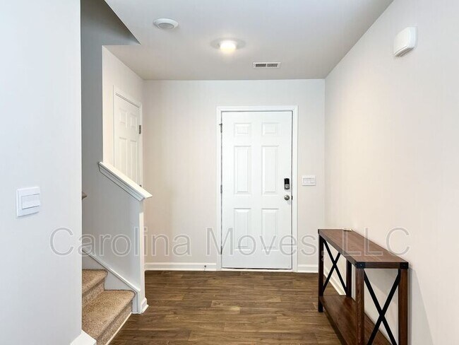 Building Photo - 1521 Rosegarth Ln