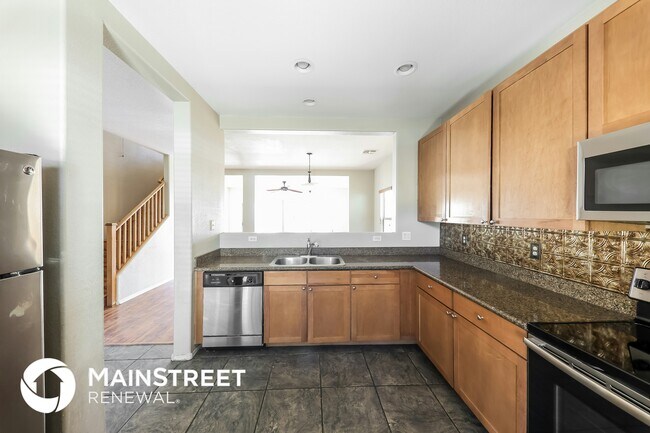 Building Photo - 17421 N 185th Dr