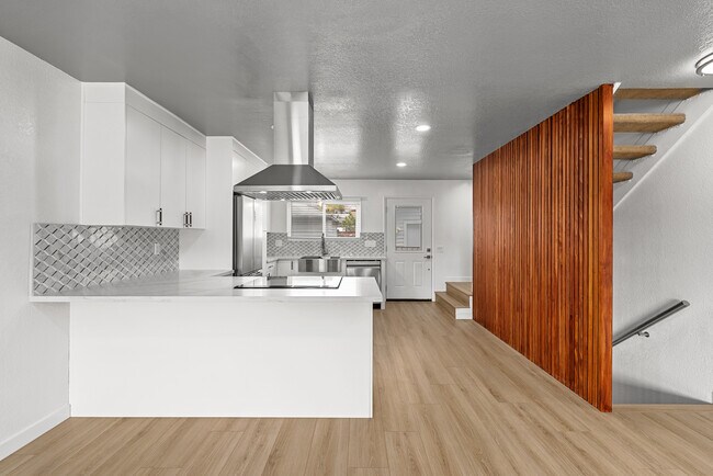 Building Photo - 1101 Colusa St