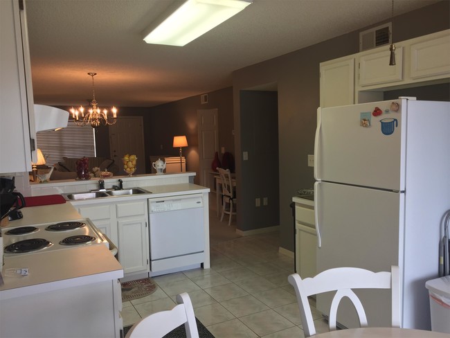 Building Photo - 4575 Whitton Way