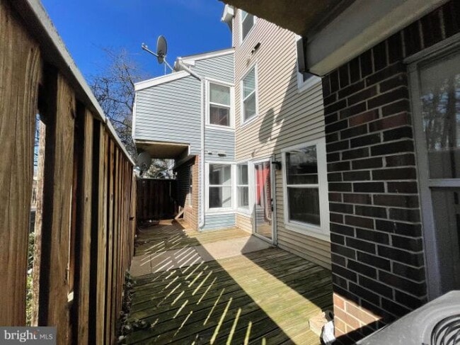 Foto del edificio - 4463 Pembrook Village Dr