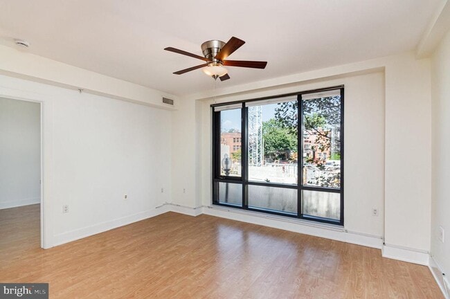 Foto del edificio - 1450 Church St NW