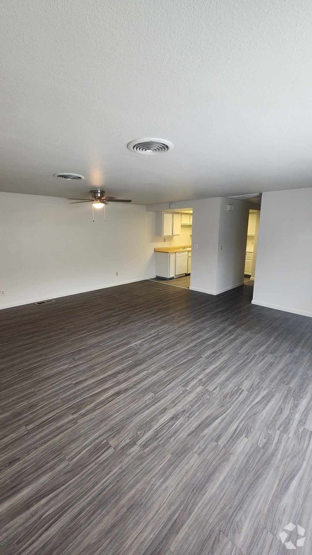 Sierra View Estates Apartments for Rent with Parking Reno, NV 2