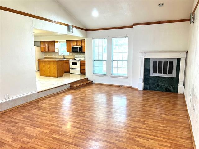 Foto del edificio - 6704 Spoonwood Ln