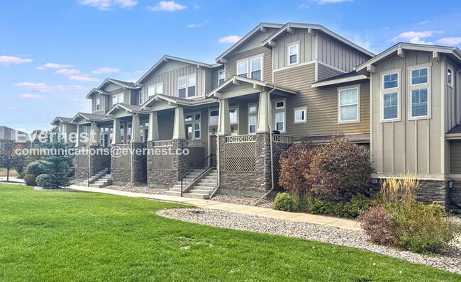 Building Photo - 1745 Venice Ln