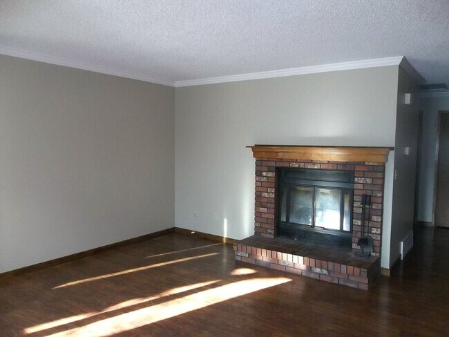 Foto del edificio - Comfortable 2-Bedroom Townhome in Fort Collins