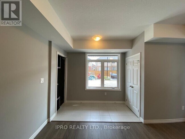 Photo du bâtiment - 182 Wheat Ln.