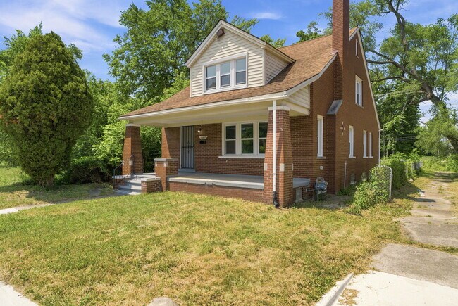 Building Photo - 11867 Elmdale St