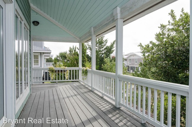Building Photo - 4 N Ridge Ln