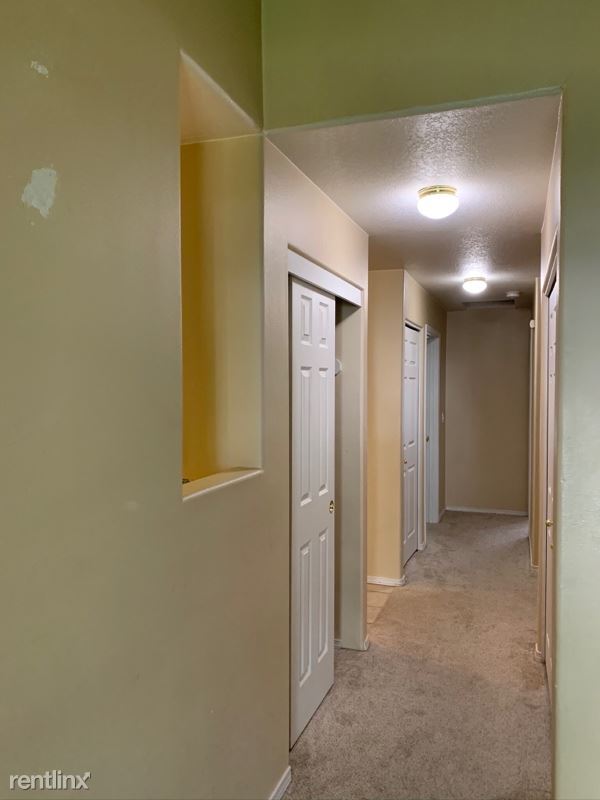 Building Photo - 2 br, 2 bath Condo - 4694 W Powell