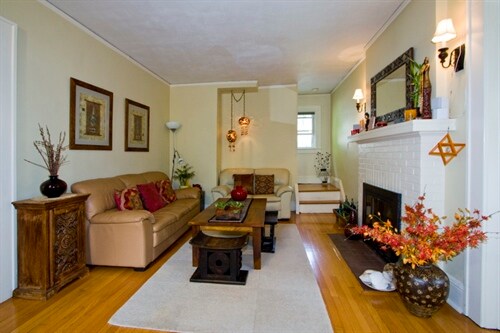Foto del edificio - 213 Hickory Ave