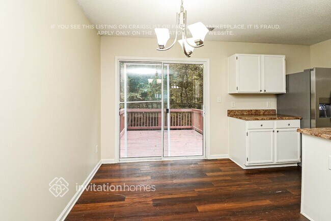 Foto del edificio - 11120 Northwoods Forest Dr