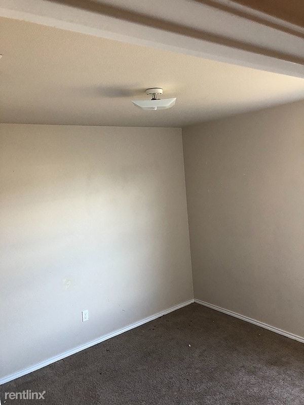 Foto del edificio - 2 br, 1 bath House - 8907 Terrell Avenue