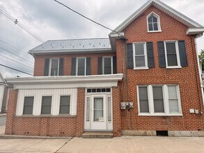 Building Photo - 301 Lincoln Way W