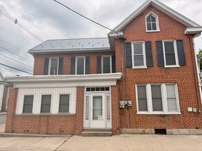 Building Photo - 301 Lincoln Way W