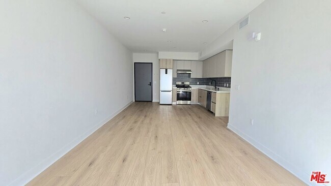 Foto del edificio - 1530 S Hayworth Ave