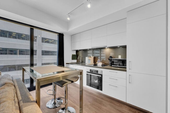 Building Photo - 188 Cumberland St