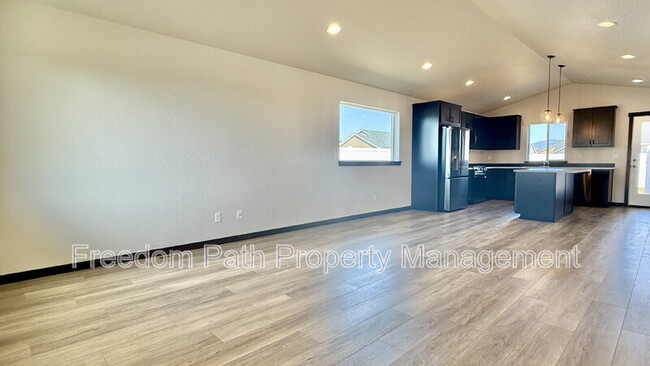 Foto del edificio - 11595 N Railway Ave