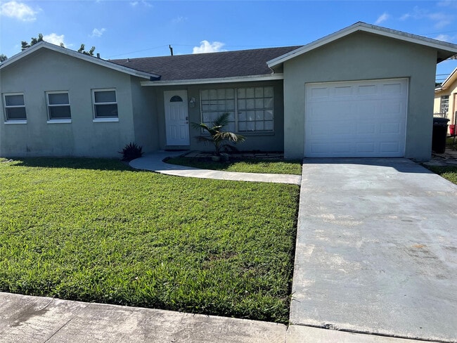 Building Photo - 9302 Pl