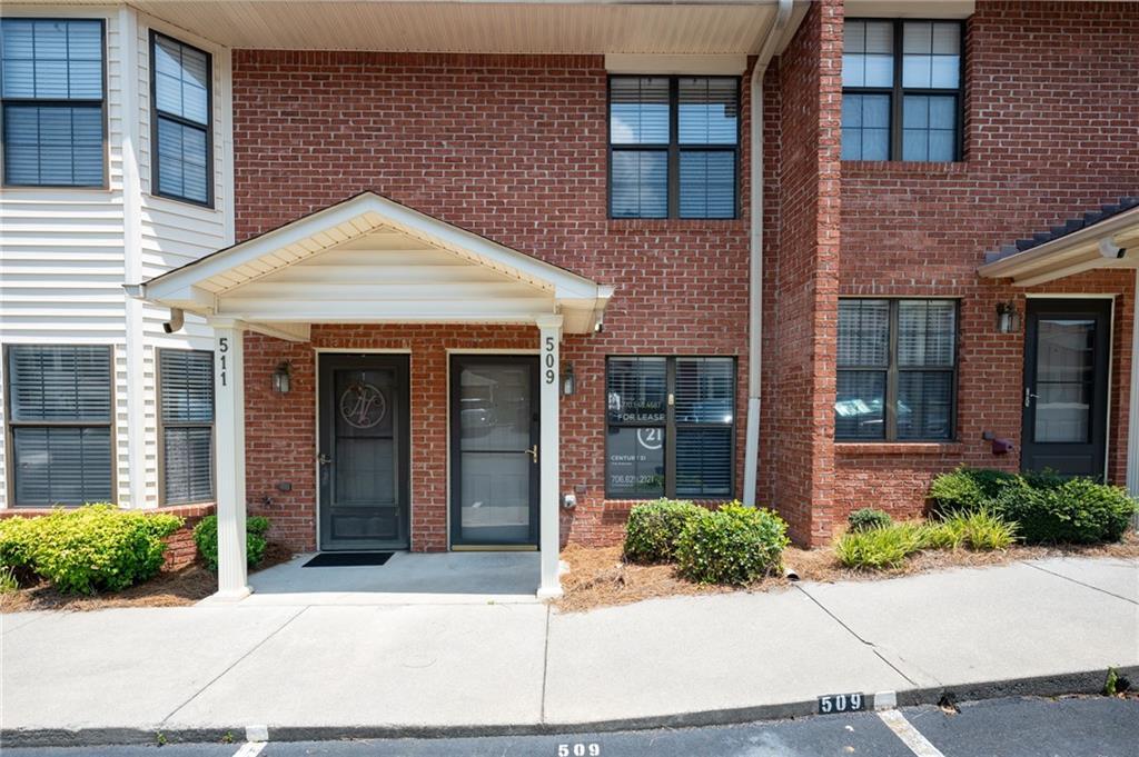 Foto principal - 509 Mt Vernon Dr