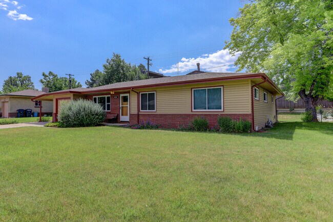 Foto del edificio - 10120 W 23rd Ave