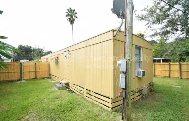 Foto del edificio - 3306 Peachtree Hill Rd