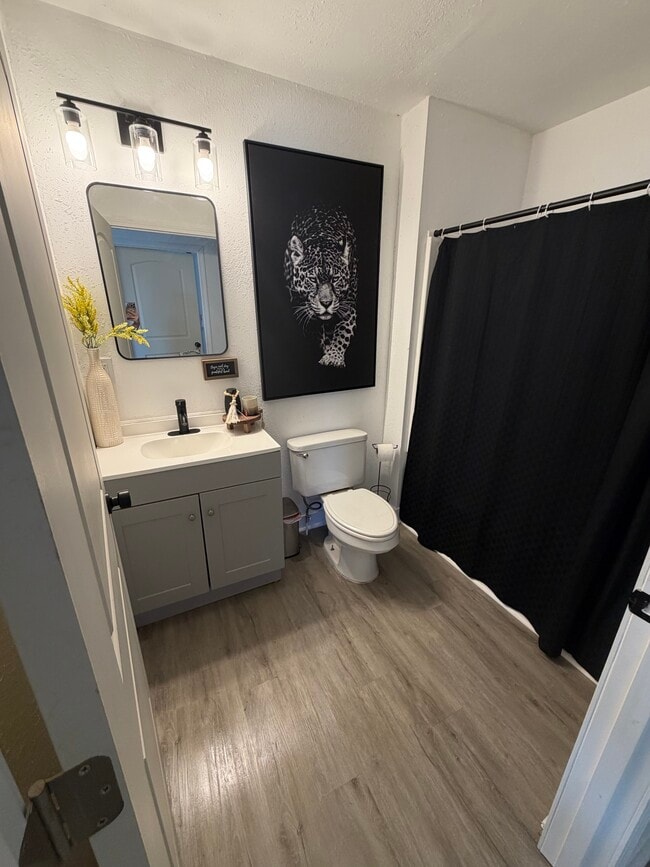 Building Photo - 2935 W Madison St