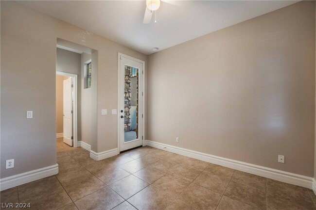 Building Photo - 245 Via Di Citta Dr