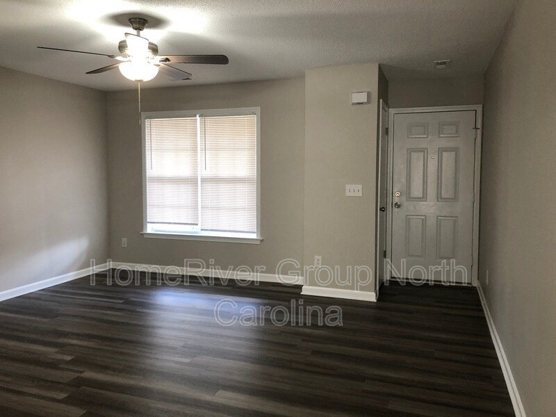 Primary Photo - 4011 Summitview Dr