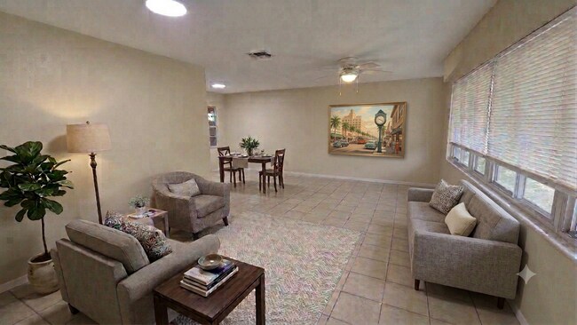 Foto del edificio - 716 21st St N