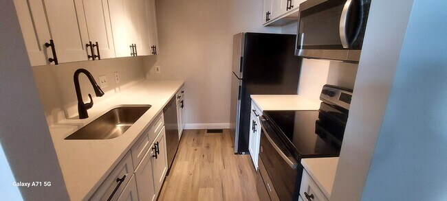 Foto del edificio - 10th Street Apartments