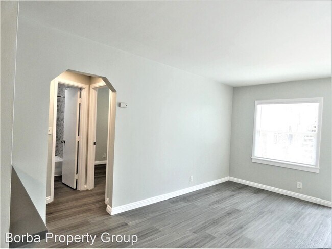 Foto del edificio - 935 N Washington Pl