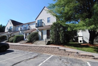 Building Photo - 19 Colonial Dr