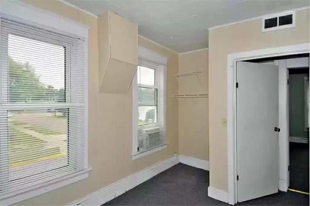 401 Olmstead St, Winona, MN 55987 Apartments in Winona, MN