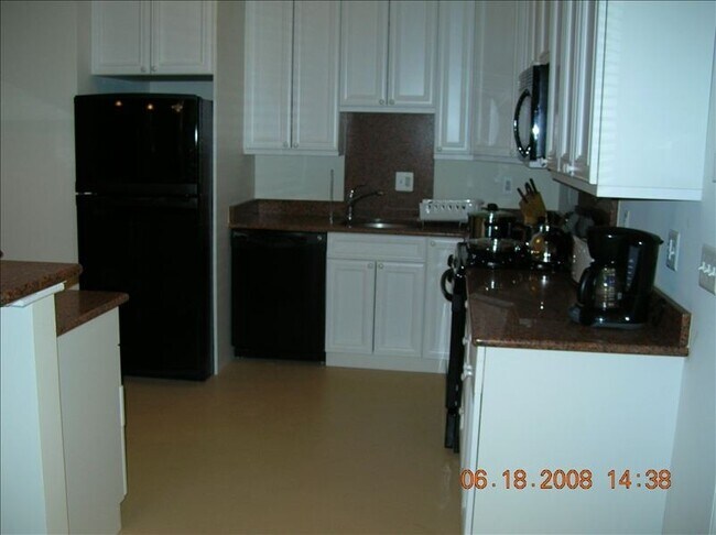 Foto del edificio - 1023 Irving St NE
