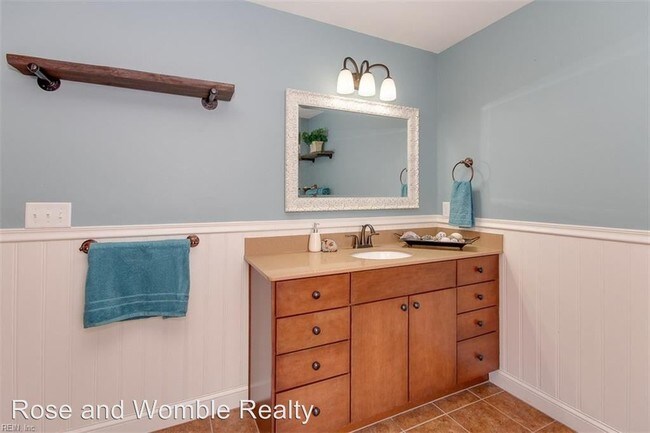 Foto del edificio - 5 br, 3 bath House - 140 Sinclair Ln.