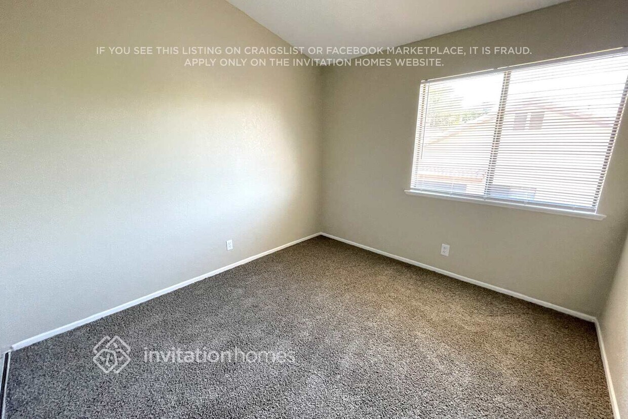 Foto del edificio - 4640 Vitrina Ln