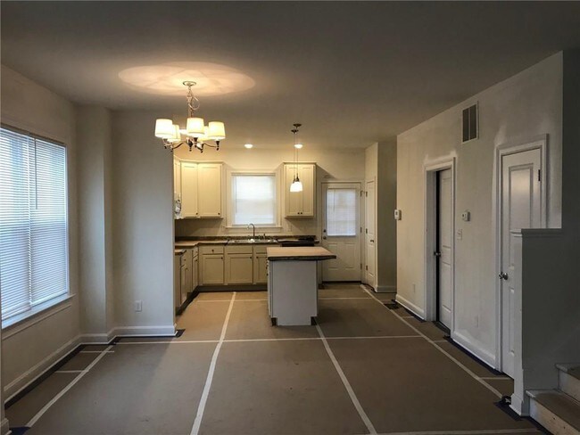 Foto del edificio - 725 E 23rd St