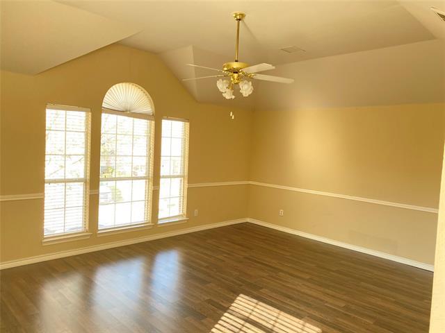 Foto del edificio - 3313 Woodberry Ln