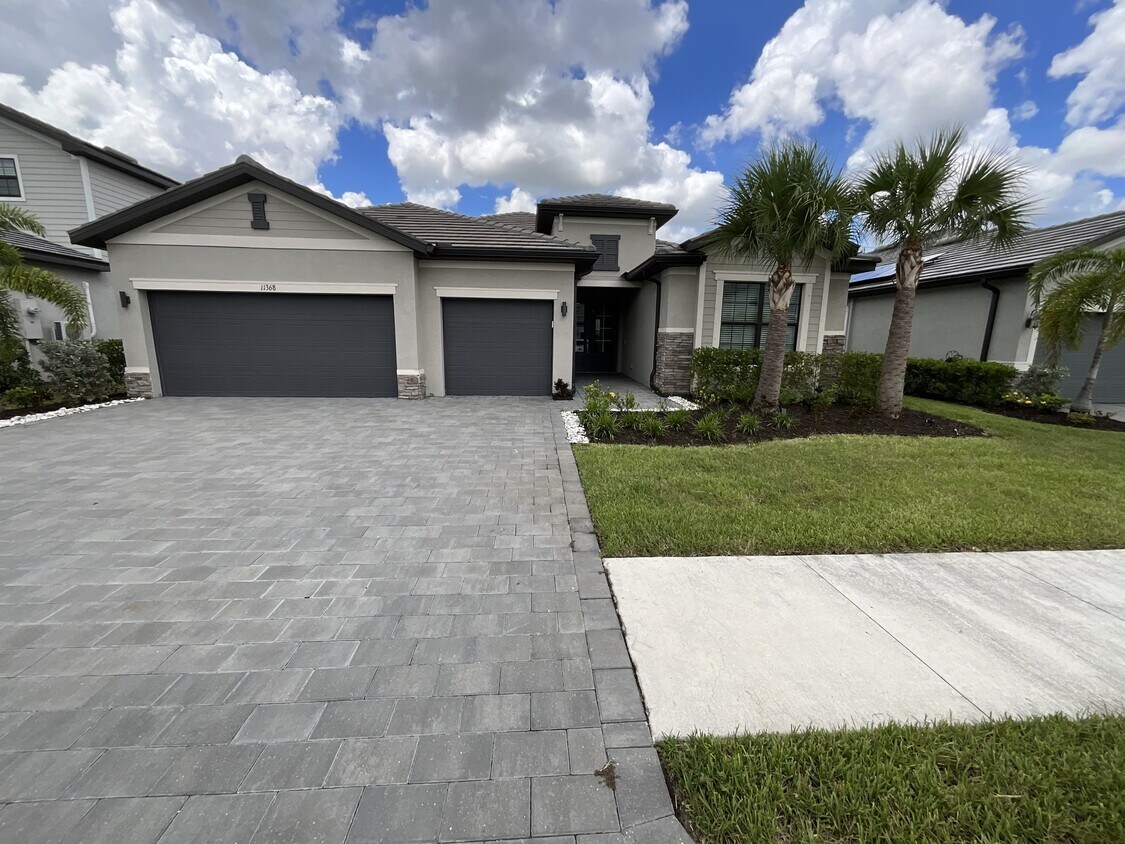 Foto principal - 11368 Canopy Loop
